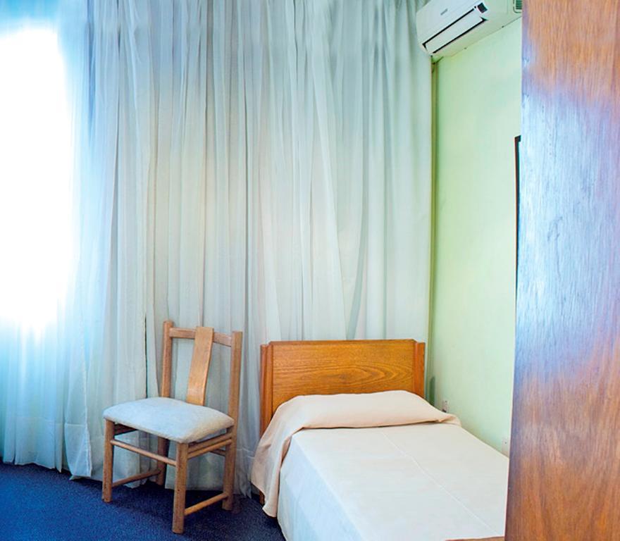 Hotel Balfer Монтевидео Стая снимка